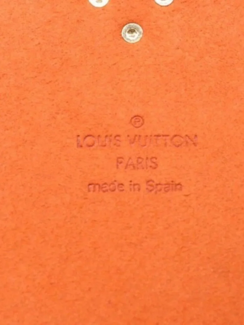 LOUIS VUITTON Transformed Monogram Cat Eye Trunk iPhone Case M63891 Auth 39162